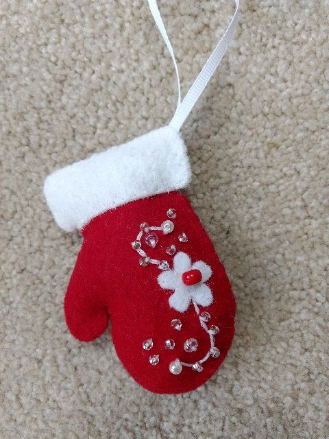 Embroidery Felt Holiday Ornaments